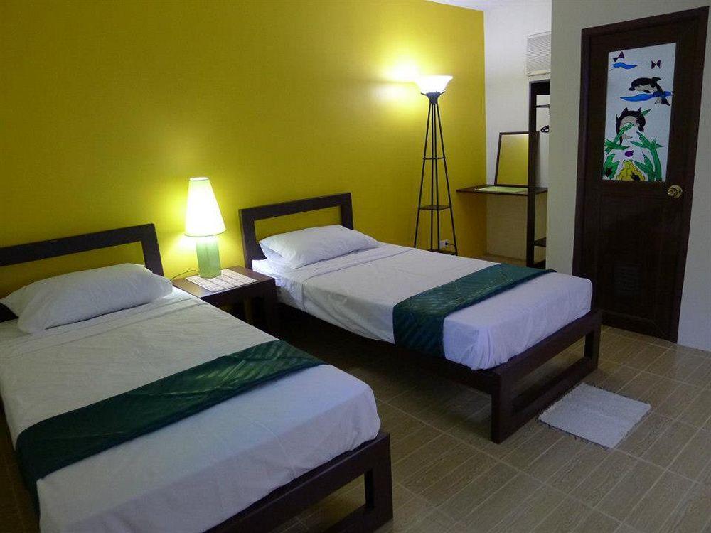 By The Bay, Jacana Bed & Breakfast Puerto Princesa Екстер'єр фото
