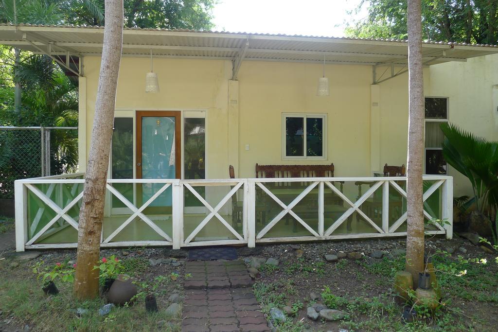 By The Bay, Jacana Bed & Breakfast Puerto Princesa Екстер'єр фото