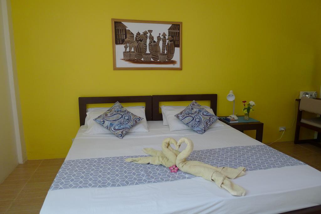 By The Bay, Jacana Bed & Breakfast Puerto Princesa Екстер'єр фото