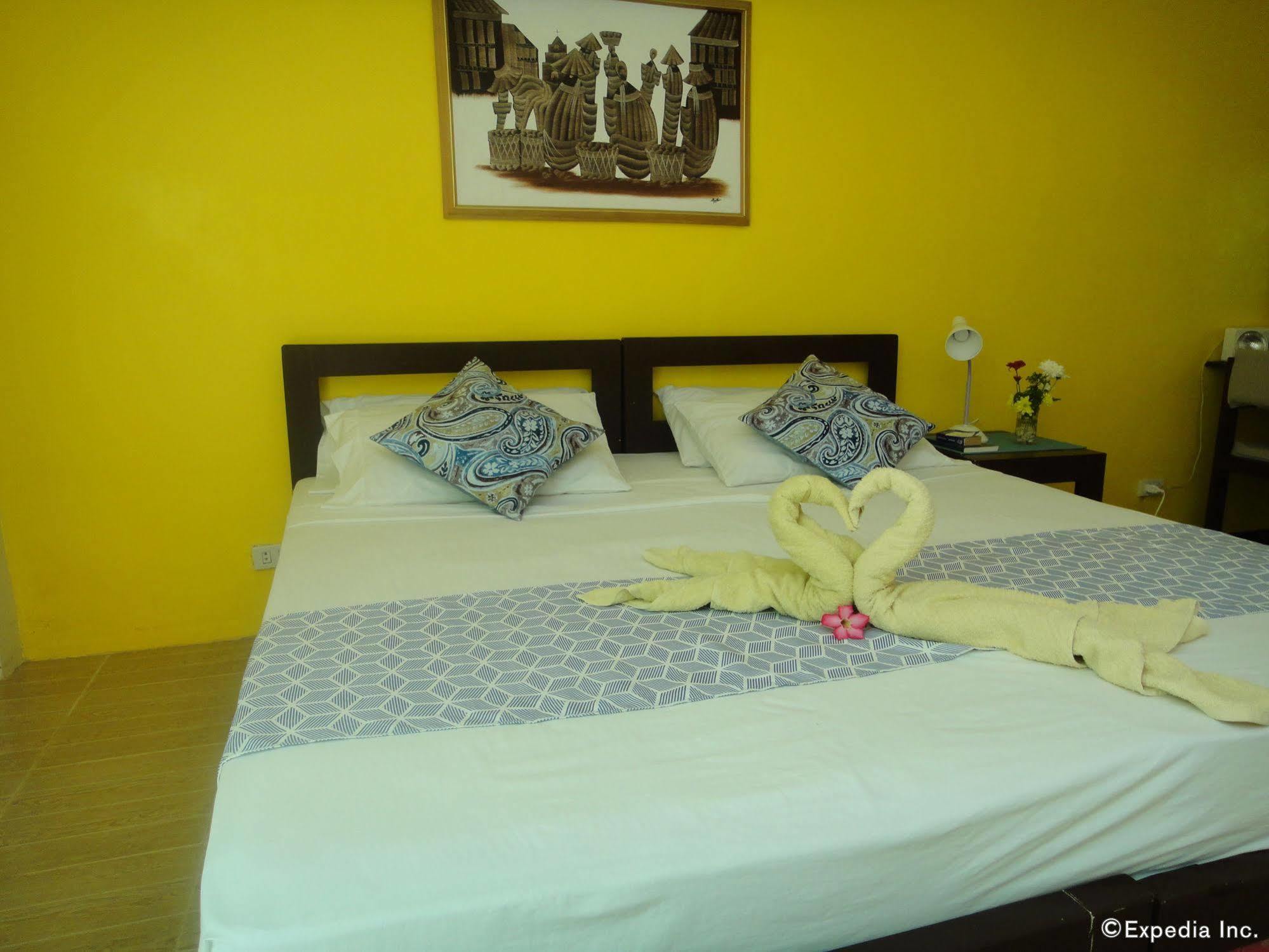 By The Bay, Jacana Bed & Breakfast Puerto Princesa Екстер'єр фото