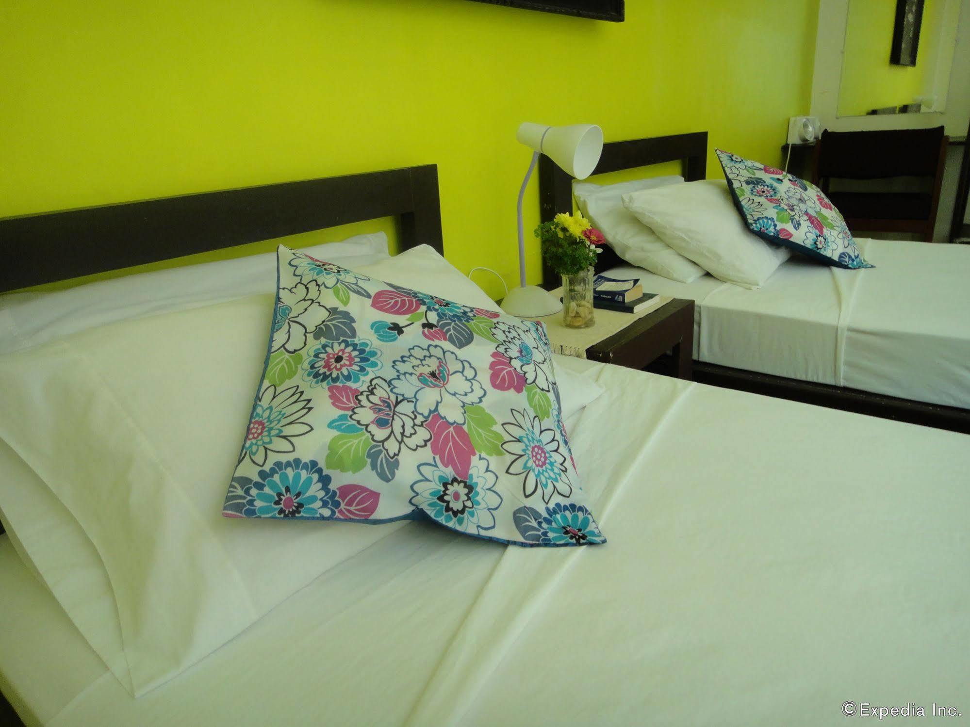 By The Bay, Jacana Bed & Breakfast Puerto Princesa Екстер'єр фото