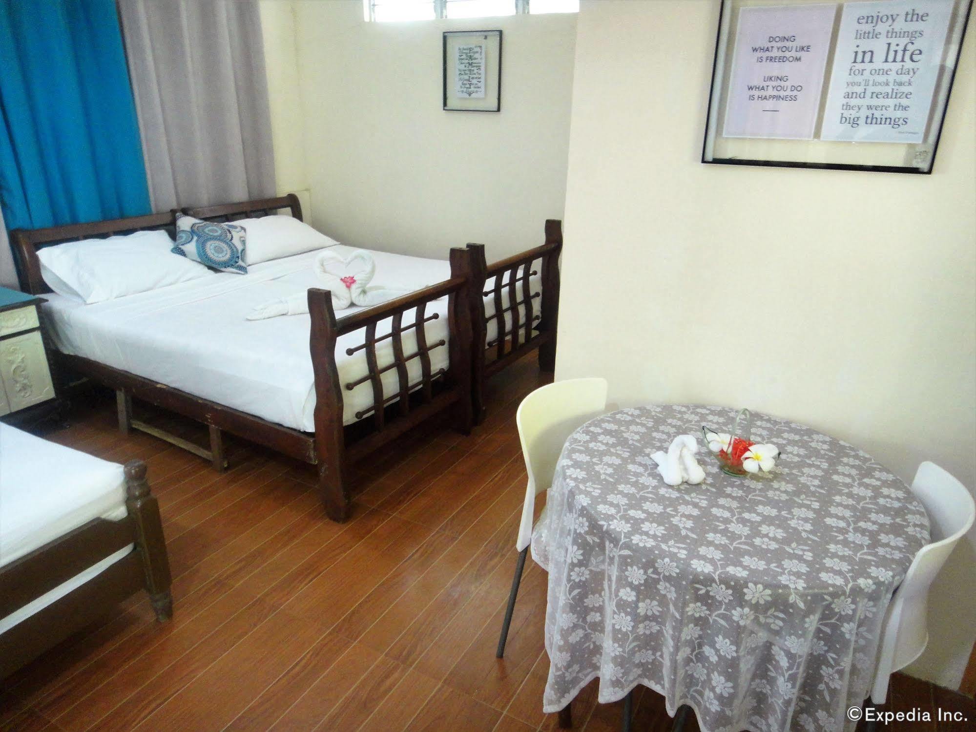 By The Bay, Jacana Bed & Breakfast Puerto Princesa Екстер'єр фото