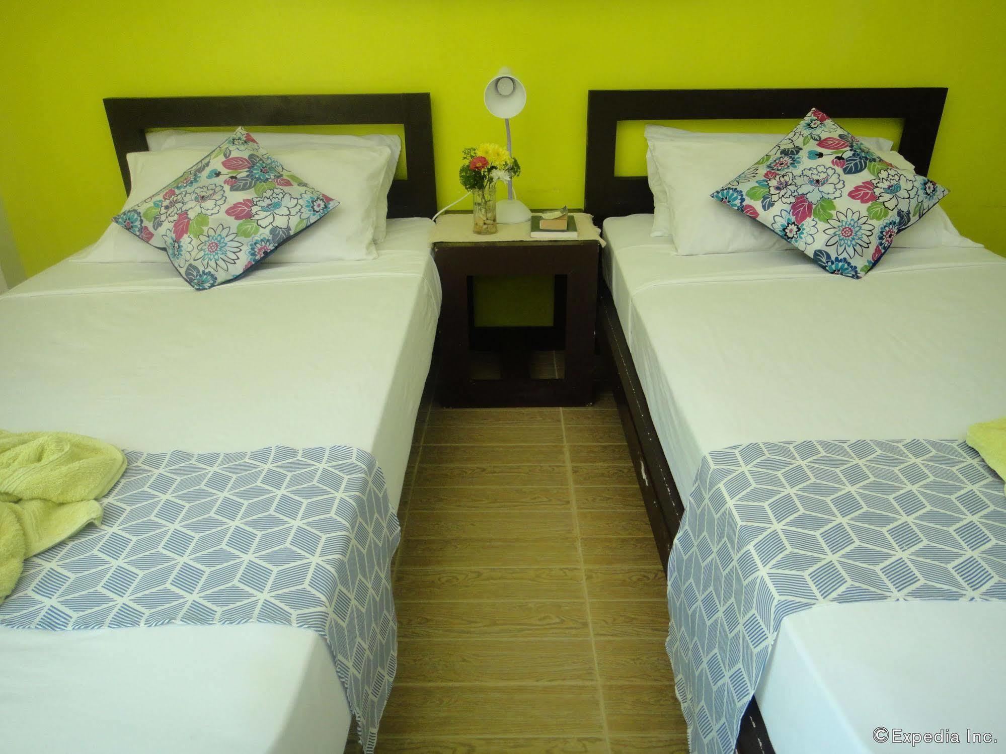 By The Bay, Jacana Bed & Breakfast Puerto Princesa Екстер'єр фото