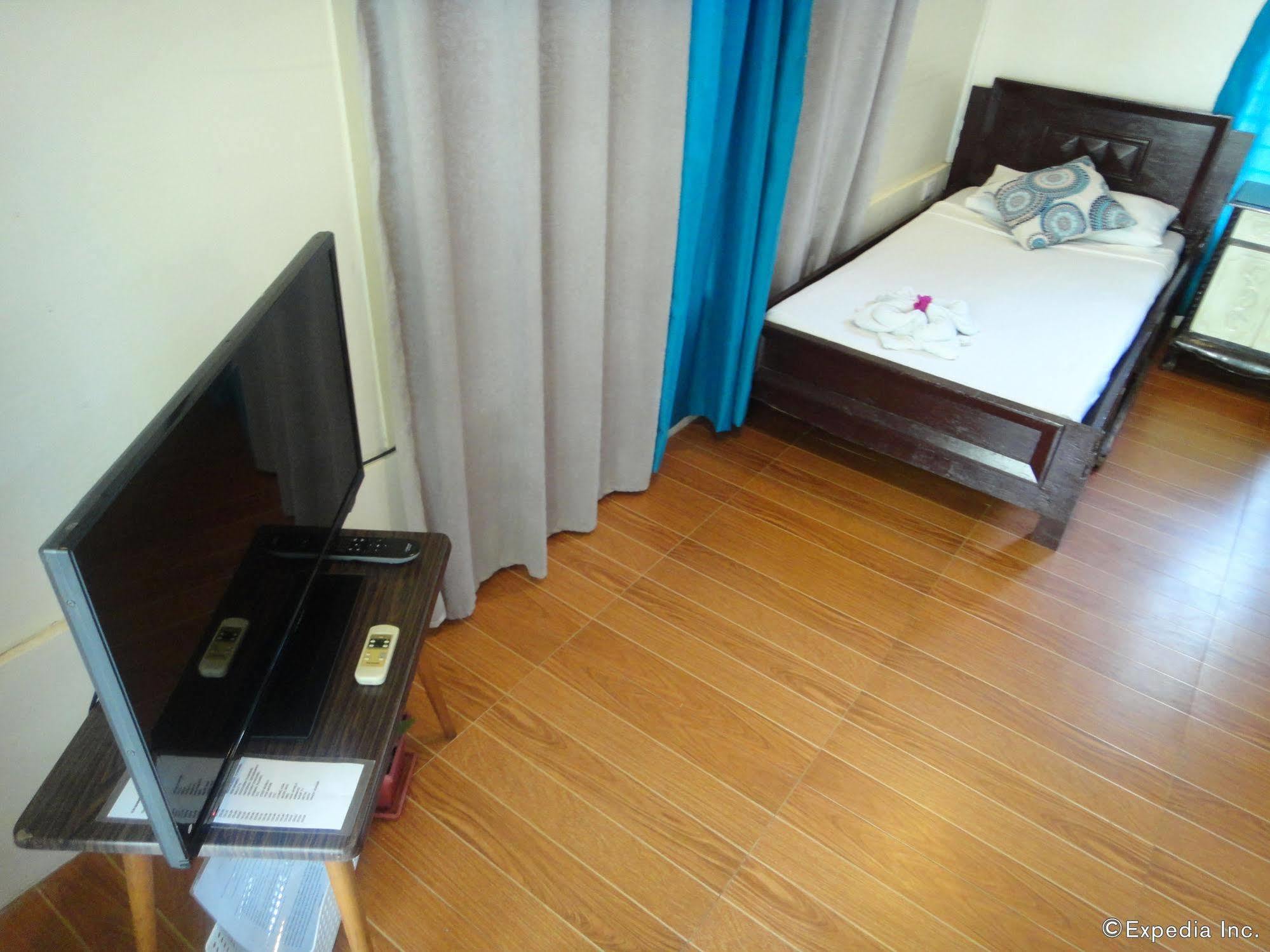 By The Bay, Jacana Bed & Breakfast Puerto Princesa Екстер'єр фото