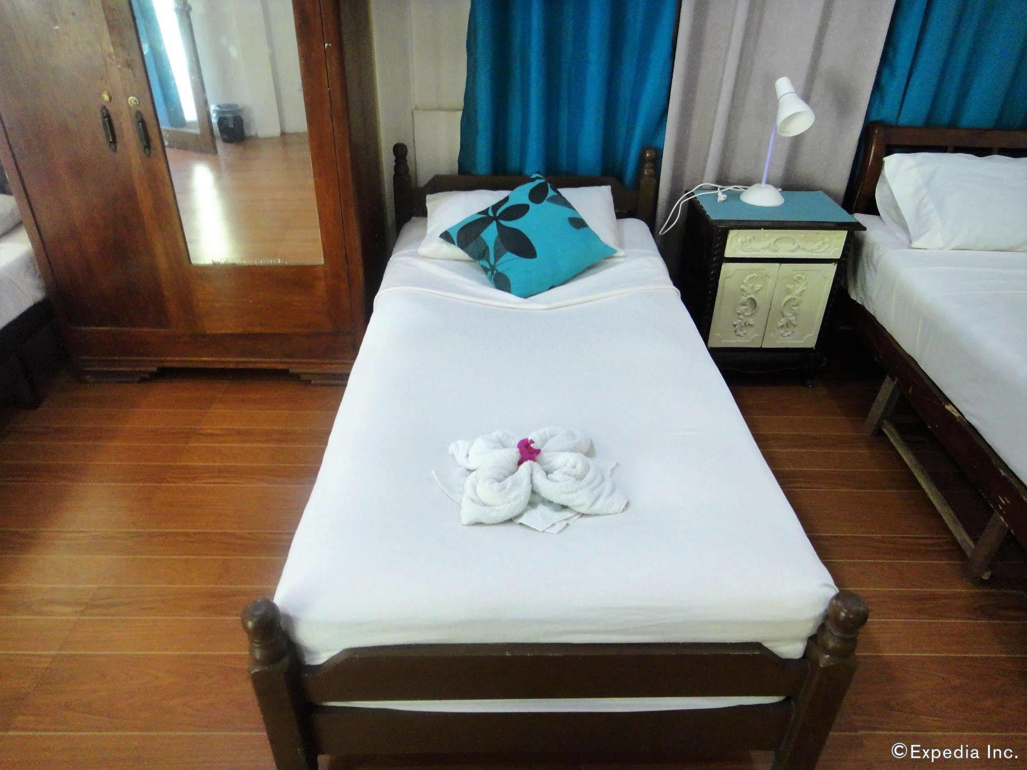 By The Bay, Jacana Bed & Breakfast Puerto Princesa Екстер'єр фото