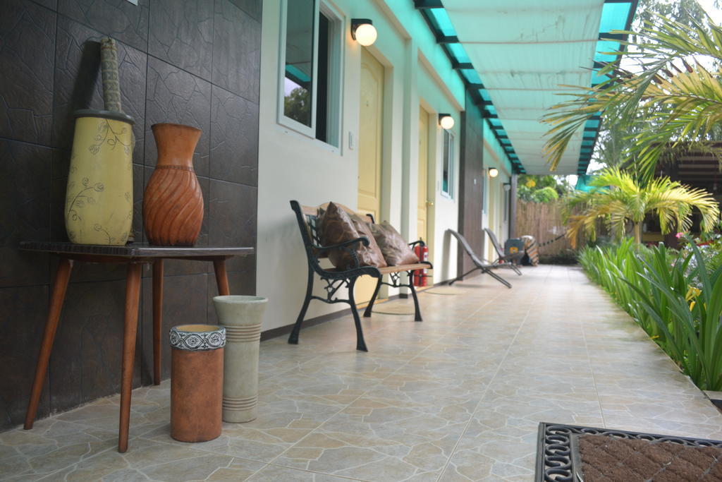 By The Bay, Jacana Bed & Breakfast Puerto Princesa Екстер'єр фото